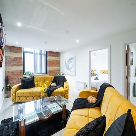Bv Spacious 1-Bedroom Apartment Close To Town Center - Sleeps 6 แบรดฟอร์ด ภายนอก รูปภาพ