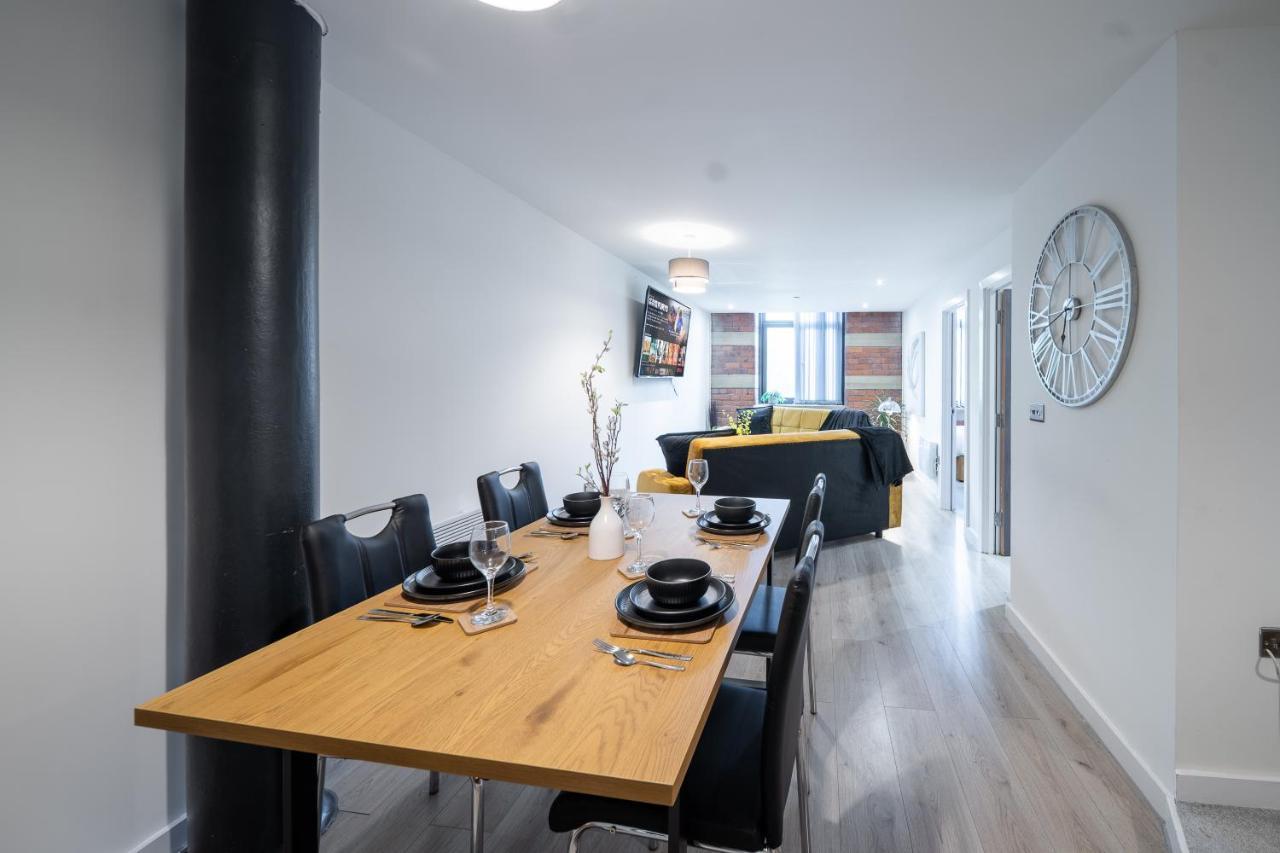 Bv Spacious 1-Bedroom Apartment Close To Town Center - Sleeps 6 แบรดฟอร์ด ภายนอก รูปภาพ